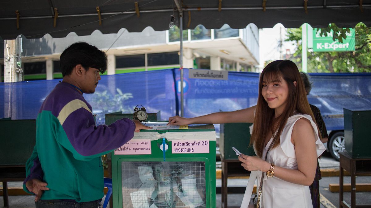 'Darbeler' ülkesi Tayland'da seçim: Hangi adaylar yarışıyor? 
