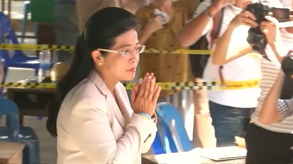 El partido promilitar Phalang Pracharat lidera el recuento en las elecciones de Tailandia El partido promilitar Phalang Pracharat lidera el recuento en las elecciones de Tailandia