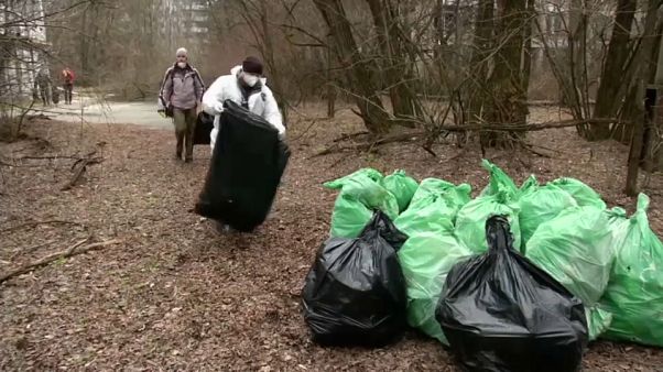 Chernobyl tourists bring a new kind of pollution to Ground Zero Chernobyl tourists bring a new kind of pollution to Ground Zero