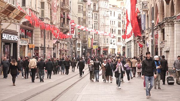 Video | Beyoğlu'nda yerel seçim: Durumdan memnun olanlar ve eskiyi özleyenler Video | Beyoğlu'nda yerel seçim: Durumdan memnun olanlar ve eskiyi özleyenler