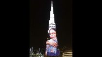 صورة جاسيندا أرديرن على واجهة برج خليفة