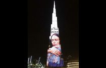 صورة جاسيندا أرديرن على واجهة برج خليفة