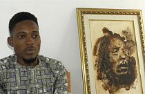 Mit Kaffee-und Kakaopulver verfeinert: Die Werke des ivorischen Künstlers Ulrich Abe