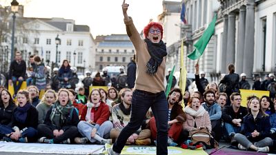 A Bruxelles attivisti in tenda per il clima