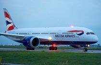 Almanya'ya gitmek üzere havalanan yolcu uçağı yanlışlıkla İskoçya'ya indi