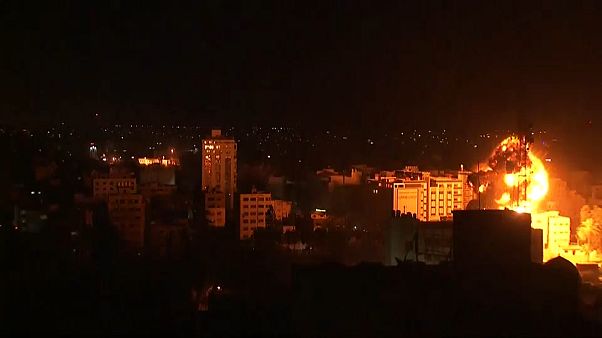 هدنة بين إسرائيل وحماس بوساطة مصرية هدنة بين إسرائيل وحماس بوساطة مصرية