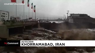 شاهد: أمطار إيران الغزيرة تودي بحياة 18 شخصا وتلحق الضرر بآلاف المنازل