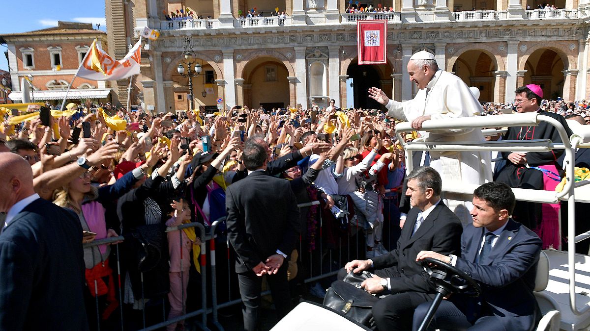Führung von Frauenmagazin des Vatikan tritt geschlossen zurück