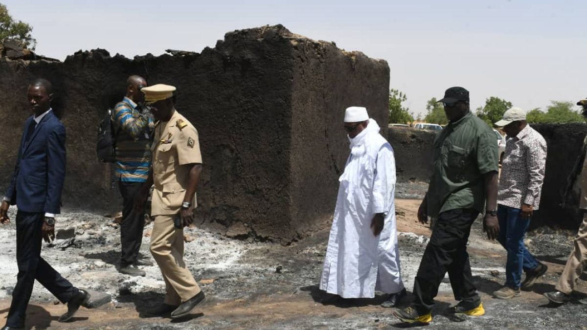 Mali: Presidente promete restabelecer a segurança após massacre