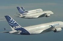 La Chine commande 300 avions à Airbus pour près de 30 milliards d'euros