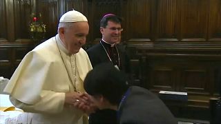 Pope Francis doesn't want anyone to kiss his papal ring