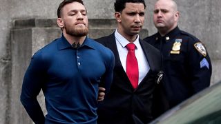 Emekliye ayrlan ünlü dövüşçü McGregor'a cinsel saldırı suçlaması