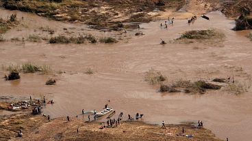 Cyclone Idai: Mozambique prepares for 'inevitable' cholera outbreak