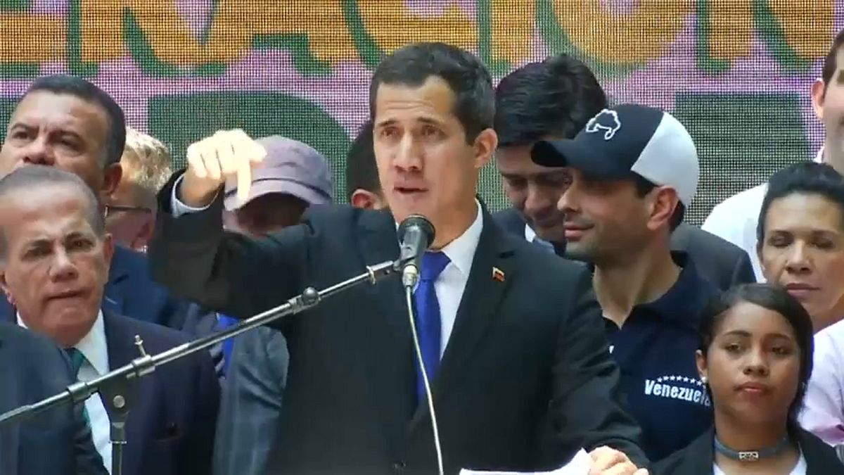Las autoridades inhabilitan a Guaidó para cargos públicos por 15 años