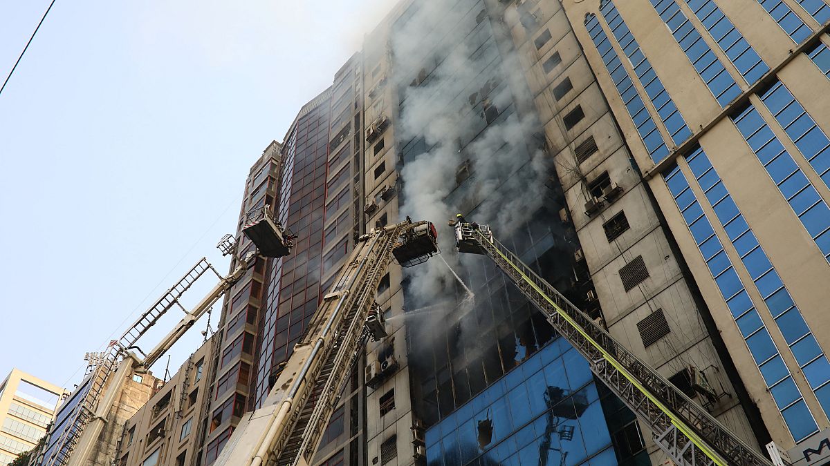 Firefighters battle deadly Dhaka building fire