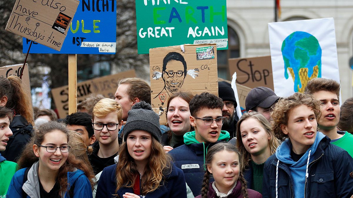 Berlino, studenti in piazza per l'ambiente