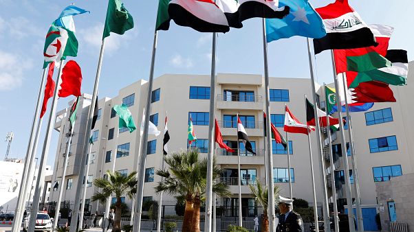 وزراء الخارجية العرب يفتتحون الأعمال التحضيرية للقمة العربية الثلاثين في تونس وزراء الخارجية العرب يفتتحون الأعمال التحضيرية للقمة العربية الثلاثين في تونس