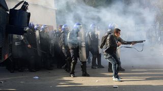 Algeria: Police 'fire rubber bullets and tear gas at protesters' in biggest demonstration yet