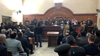 محكمة مصرية تقضي بإعدام عادل إمام وإبراهيم إسماعيل