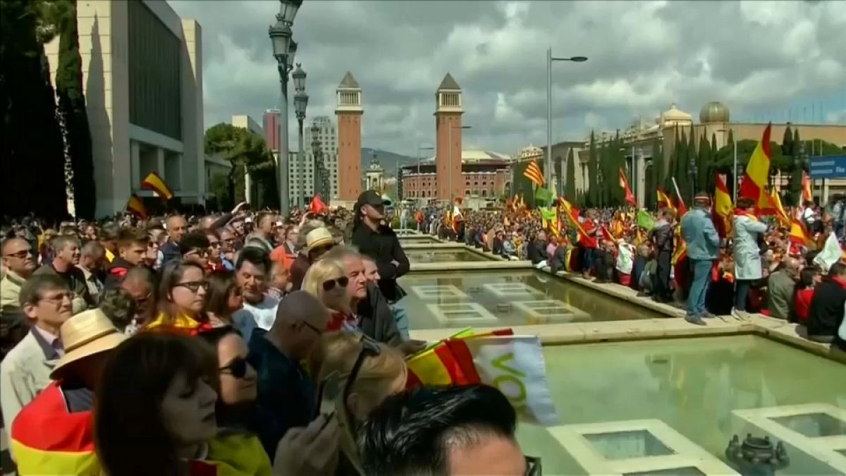 Barcellona: tensioni per il corteo dei sovranisti di Vox