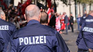 الشرطة الألمانية تلقي القبض على 10 أشخاص لتخطيطهم شن هجمات كبيرة بالأسلحة والمتفجرات