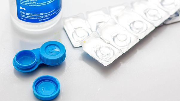 Contact Lens with Case Contact Lens with Case
