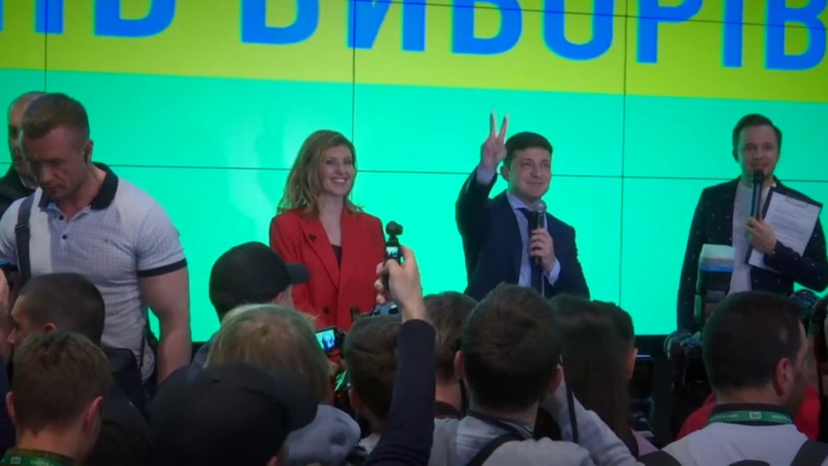 Ucrânia: Zelensky e Poroshenko na segunda volta da eleição presidêncial