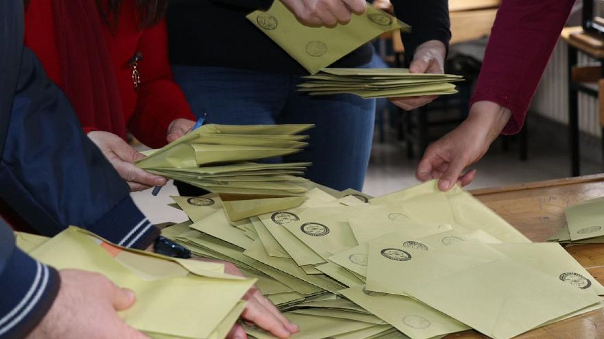 31 Mart Yerel Seçimleri: Mersin Tarsus'ta CHP adayı Haluk Bozdoğan arayı açıyor
