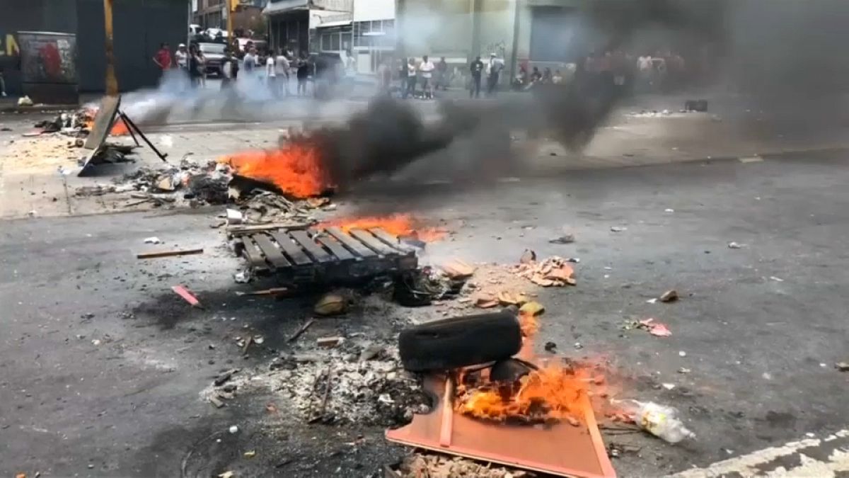 "خطة حكومية" أمام احتجاجات على تكرار انقطاع الكهرباء والماء في فنزويلا