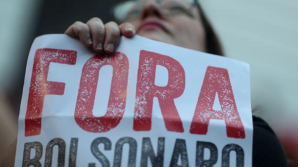 Bolsonaro visado com protestos antiditadura Bolsonaro visado com protestos antiditadura