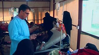 الكوليرا تقضي على طبيب يمني بعدما عالج مئات الحالات منها