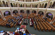 Orbán aláírta, de a parlament nem foglalkozott a menekültek támogatását sürgető nyilatkozattal