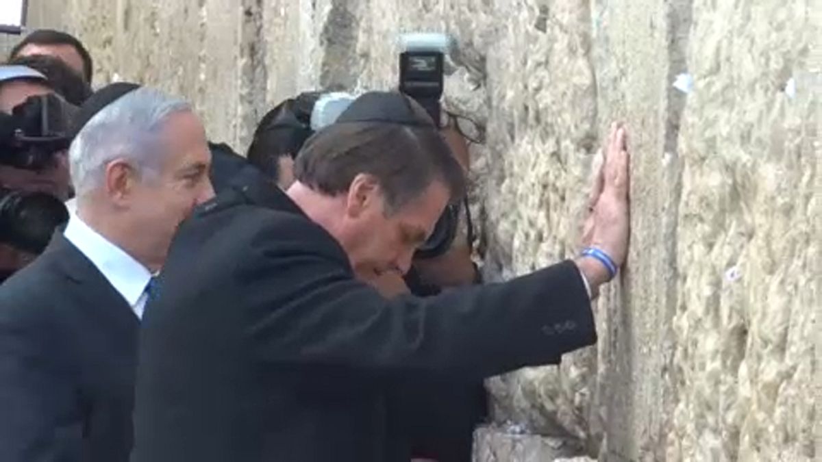 Bolsonaro sella su idilio político con Israel en el Muro de las Lamentaciones