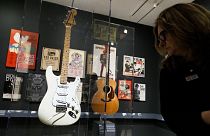 A Rock and Roll története: legendás zenészek hangszerei a Met-ben