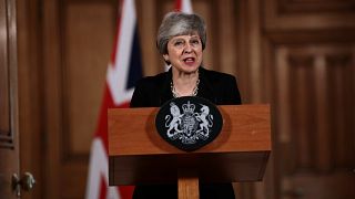 May will EU um erneute Verschiebung des Brexit bitten