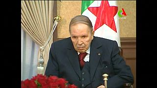 Buteflika presenta su dimisión como presidente de Argelia
