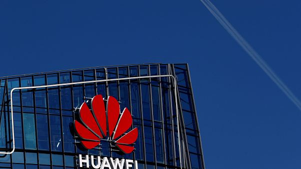 Huawei ci spia? Huawei ci spia?