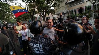 Tensión en Caracas entre manifestantes y policía (01/04/2019)