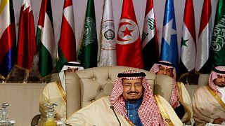 السعودية تفتتح قنصليتها في بغداد والملك سلمان يمنح مليار دولار للعراق