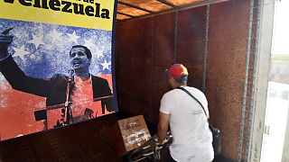 آمریکا: در صورت سقوط رژیم کنونی، به ونزوئلا دلار تزریق می‌کنیم