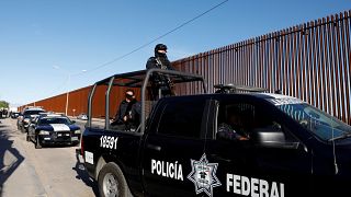 ABD’de 20 eyalet Trump’ın Meksika sınırına duvar inşasını durdurmak için harekete geçti