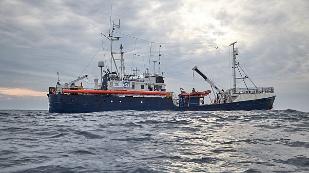 Η Ιταλία αρνείται να δεχτεί πλοίο με μετανάστες Η Ιταλία αρνείται να δεχτεί πλοίο με μετανάστες