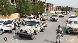 Forças rebeldes avançam sobre Tripoli