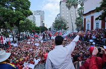 Venezuela'da hükümet ve muhalefet mitinglerle atıştı