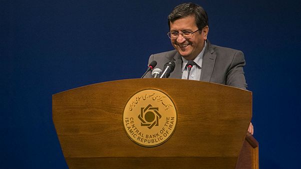 رئیس بانک مرکزی ایران: دلار بالای ۱۳ هزارتومان خریدار ندارد رئیس بانک مرکزی ایران: دلار بالای ۱۳ هزارتومان خریدار ندارد