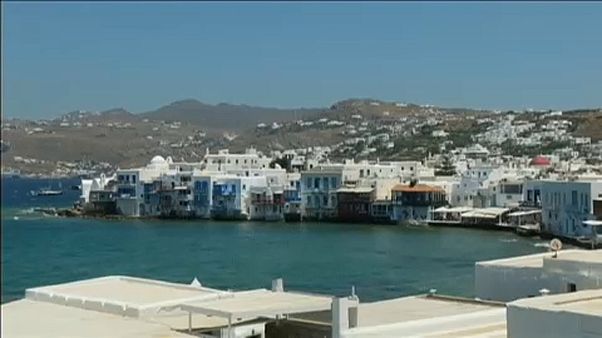 Ελλάδα: «Μπετόν Αρμέ» κατά της φοροδιαφυγής Ελλάδα: «Μπετόν Αρμέ» κατά της φοροδιαφυγής