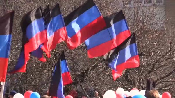 Donetsk celebra il 5° anno della Repubblica (DNR) Donetsk celebra il 5° anno della Repubblica (DNR)