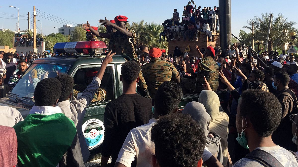 معترضان دولت سودان خواستار مداخله ارتش شدند