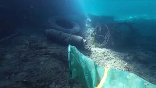 A görög tengerek tisztaságáért küzdenek