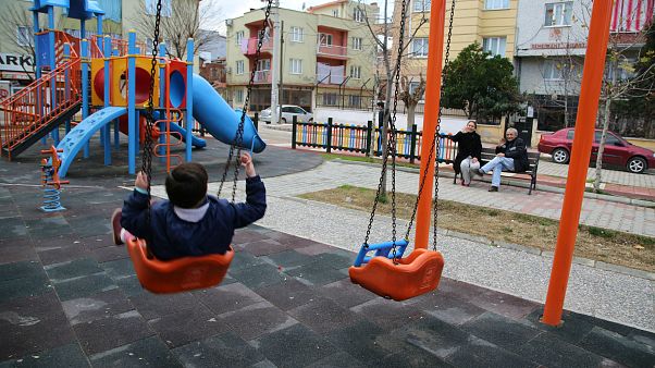 Türkiye'de bir KHK'lının koruyucu aile dramı Türkiye'de bir KHK'lının koruyucu aile dramı